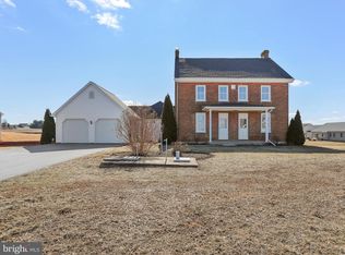 18941 Amesbury Rd, Hagerstown, MD 21742