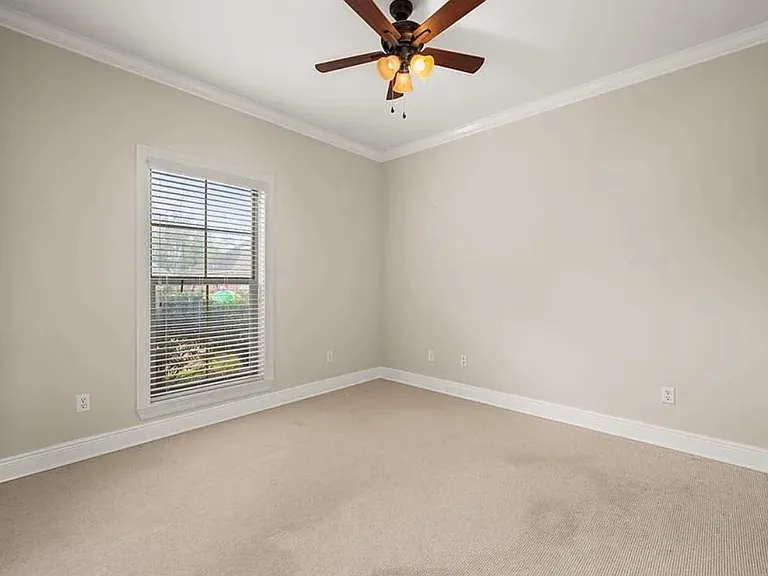 6004 Pepper Tree Dr — Photo 14