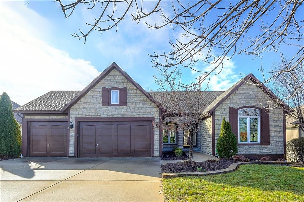 19311 W 98th Ter, Lenexa, KS 66220 | Zillow