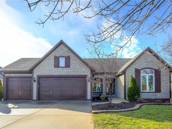 19311 W 98th Ter, Lenexa, KS 66220