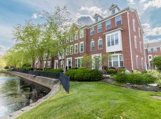 11739 Yale Dr, Carmel, IN 46032