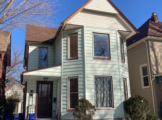 522 Lincoln Rd, Windsor, ON N8Y2G5