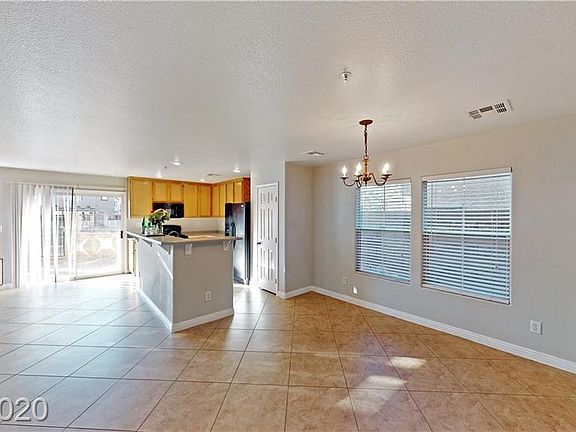 3rd image of 1137 Paradise Garden Dr