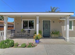 141 Prospect St, Oak View, CA 93022