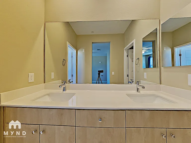 1275 Ice Park St #103 — Photo 16