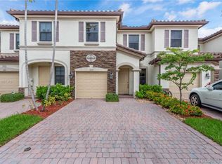 3297 W 94th Ter, Hialeah, FL 33018