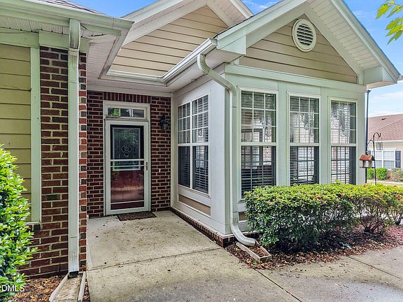 4th image of 4611 Ivy Blossom Ln