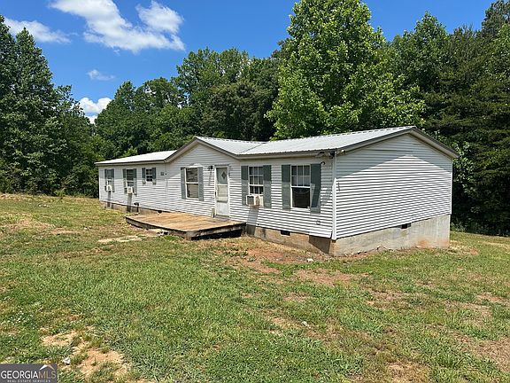 2nd image of 2050 Buckhorn Rd