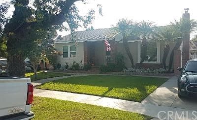 2nd image of 3303 Ladoga Ave