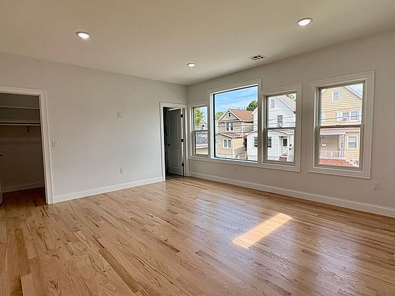 3rd image of 43 John St #2