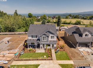 18635 Warm Springs St #4, Sandy, OR 97055