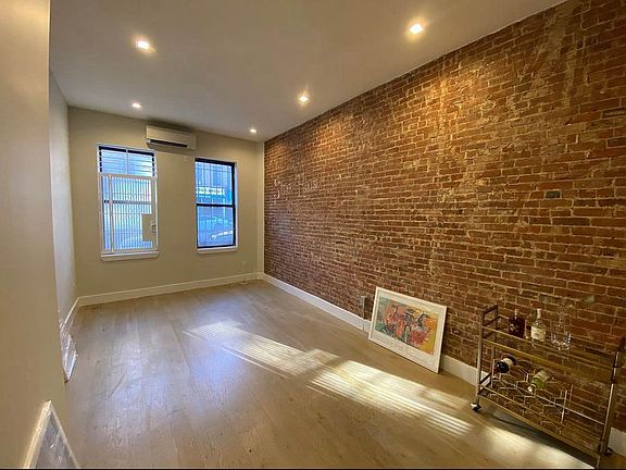 5th image of 1092 Bedford Ave #1F