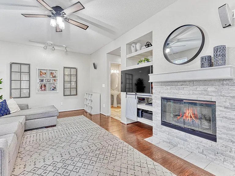 10566 Cherrybrook Cir — Photo 13