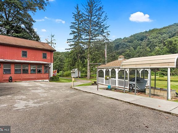 5th image of 7112 Swamp Hollow Ln
