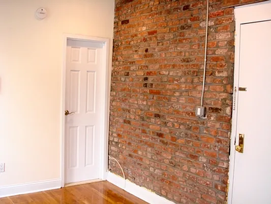 Rented by Centennial Properties NY | media 8