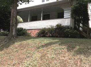 920 Park St, Saint Albans, WV 25177