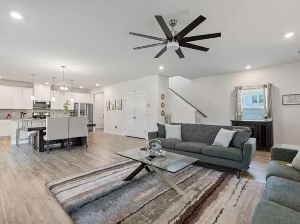 2624 Red Sky Aly, Antioch, TN 37013