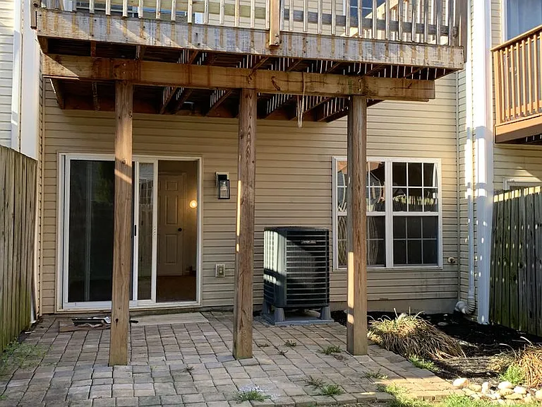 572 S Carlisle St — Photo 11