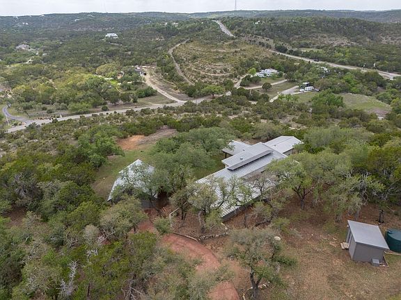 2nd image of 307 Mesa Dr