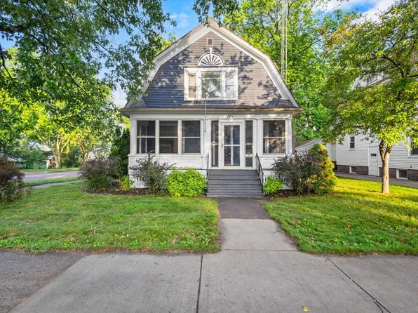 146 S Willow St, Reedsburg, WI 53959
