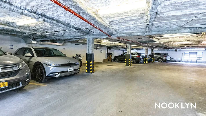 Rented by Nooklyn NYC LLC | media 53