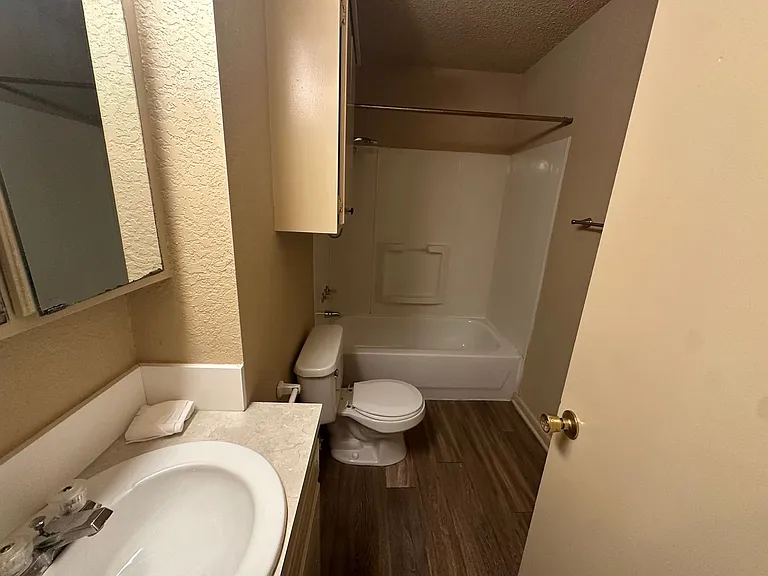 1312 W Pittsburg St — Photo 13
