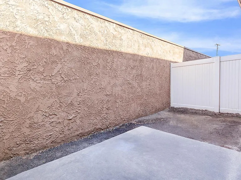 La Ramada Apartment Homes — Photo 27