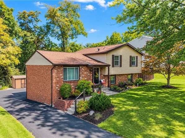 120 Tory Rd, Coraopolis, PA 15108