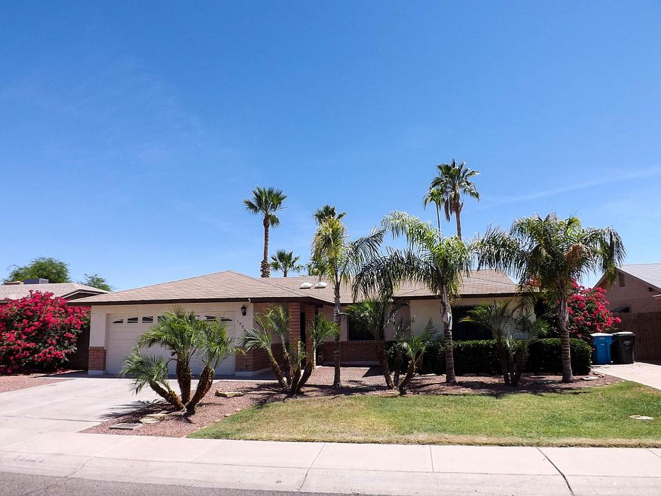 1st image of 10925 W Sells Dr