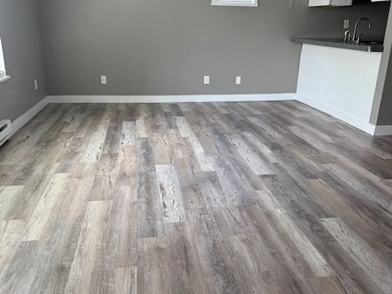 249-Nola Place Apartments — Photo 4