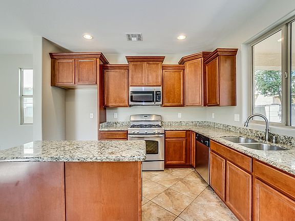 3rd image of 1674 W Pelican Dr