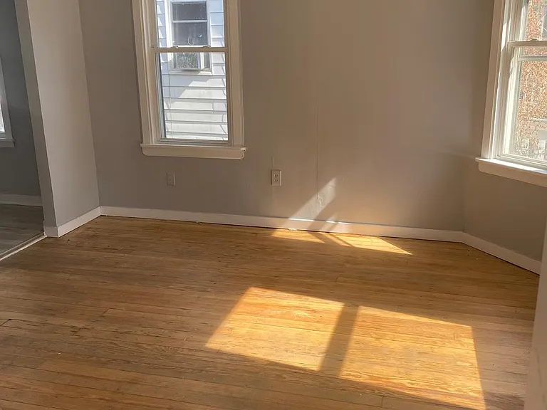 13 Poplar Pl #3 — Photo 4