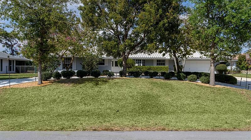 1st image of 240 N Country Club Dr