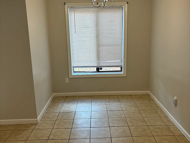 10 Woodsedge Dr — Photo 13