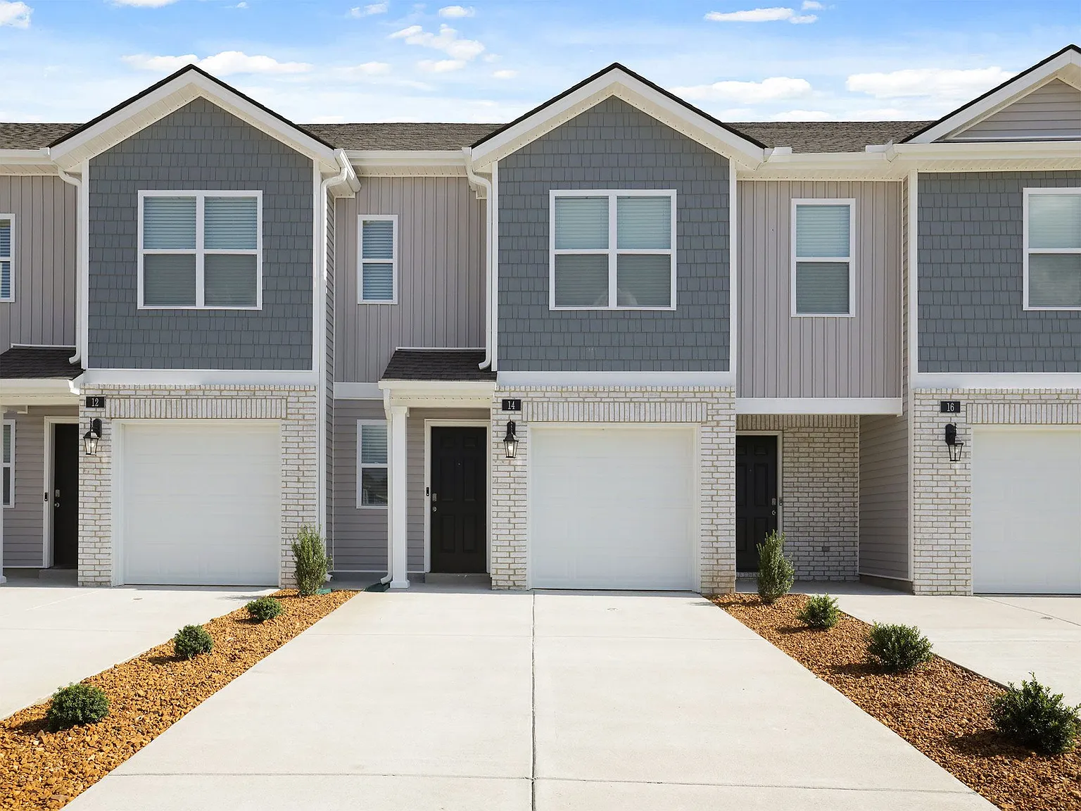 Cayce Highlands — Photo 1
