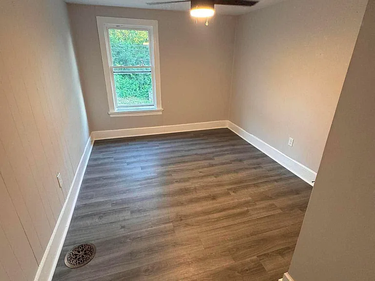 94 Main St #92 — Photo 16