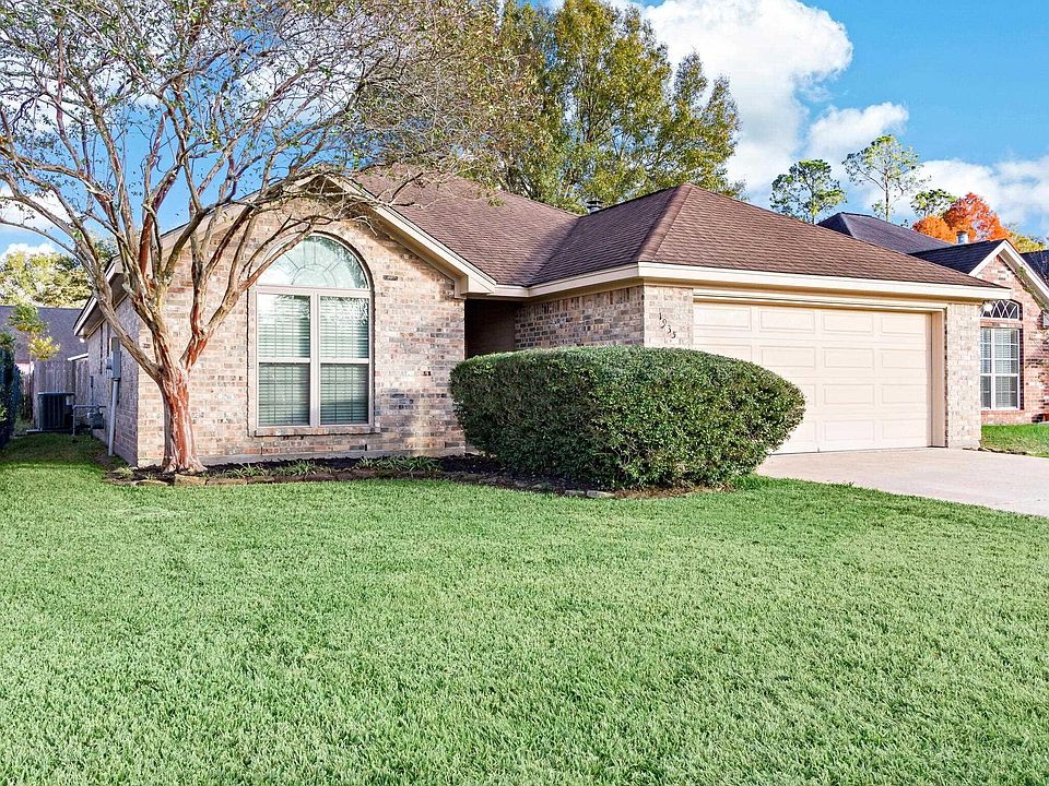 1st image of 1935 Westchase Dr