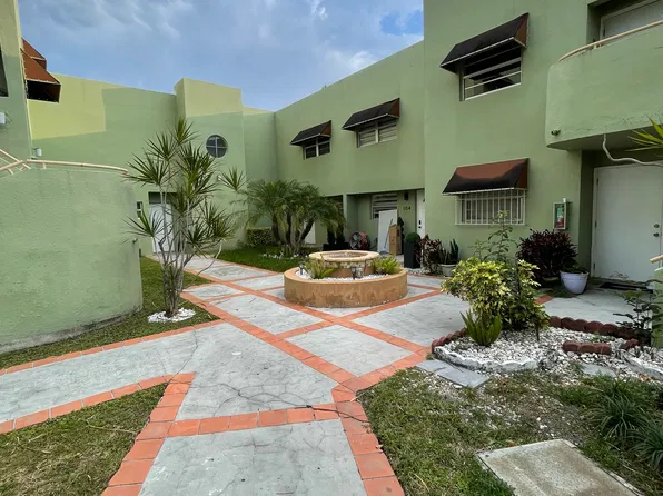 11081 NW 7th St #202-14, Miami, FL 33172