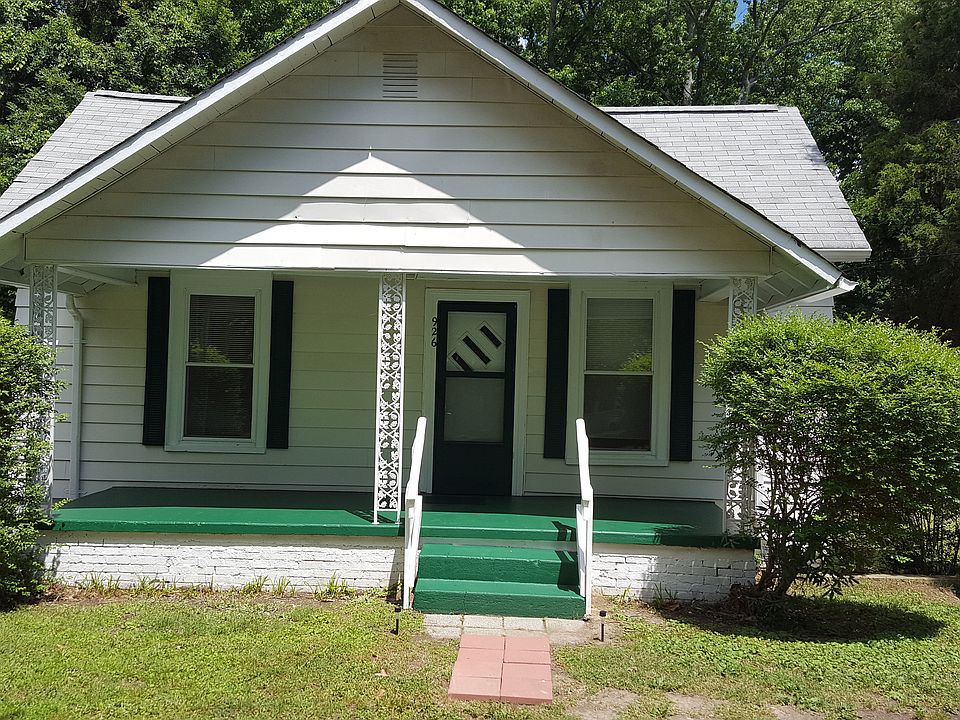 2nd image of 926 Forrest St