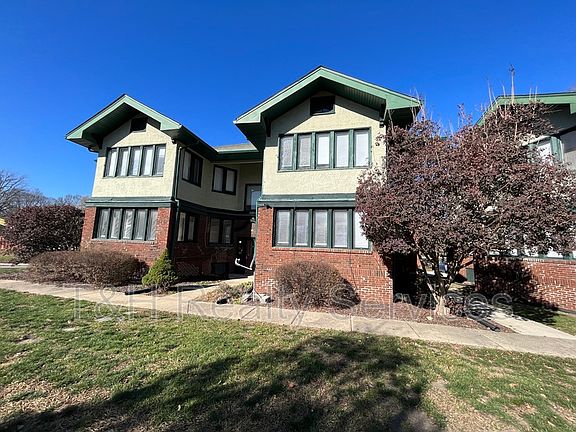 3rd image of 3504 E Fall Creek Parkway North Dr APT 2