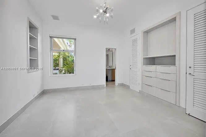 621 N Mashta Dr — Photo 12