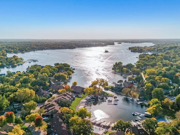 6589 Harbor Bch NE, Prior Lake, MN 55372