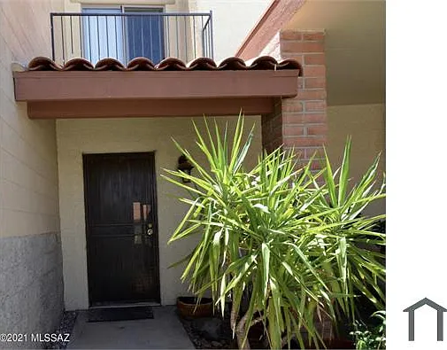 2011 W Bramburgh Ct — Photo 6