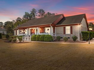 801 Lakeside Dr, Lillington, NC 27546