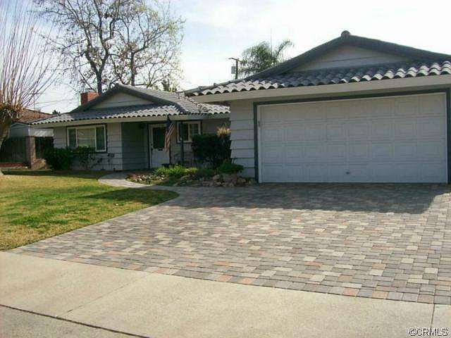1st image of 1056 Richmond Dr
