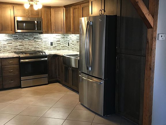 2nd image of 3037 Erwin Ln