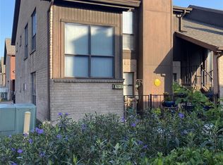 70 Evanston St APT 1, Houston, TX 77015