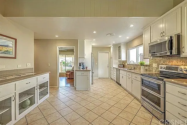 43922 Fenner Ave — Photo 10