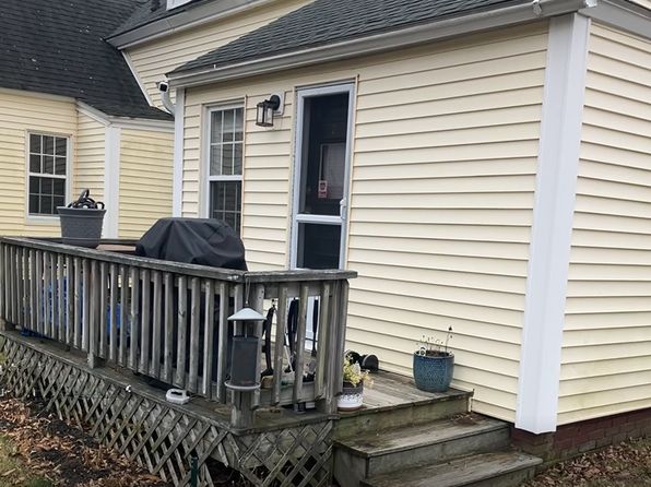 26 Otis Ave #2