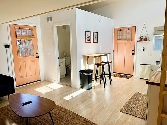 5th image of 9102 Slayton Dr #1B